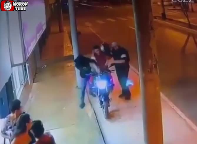 Video :Malfrat murders his buddy while stealing a motorbike (public alert)